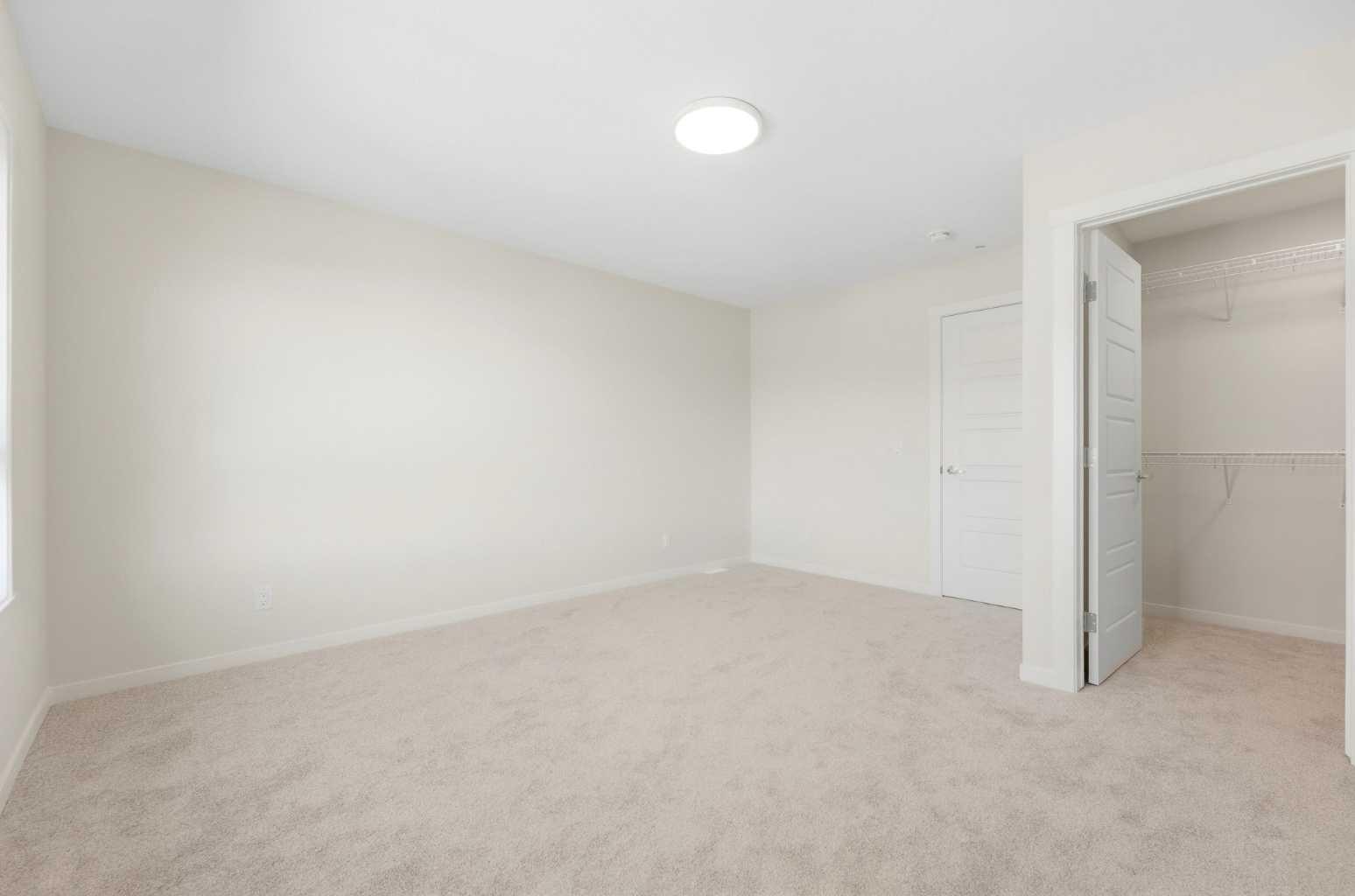 225 Vantage Drive 