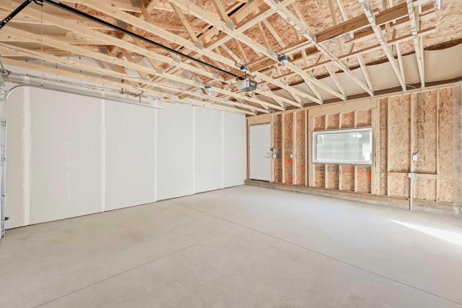 225 Vantage Drive 