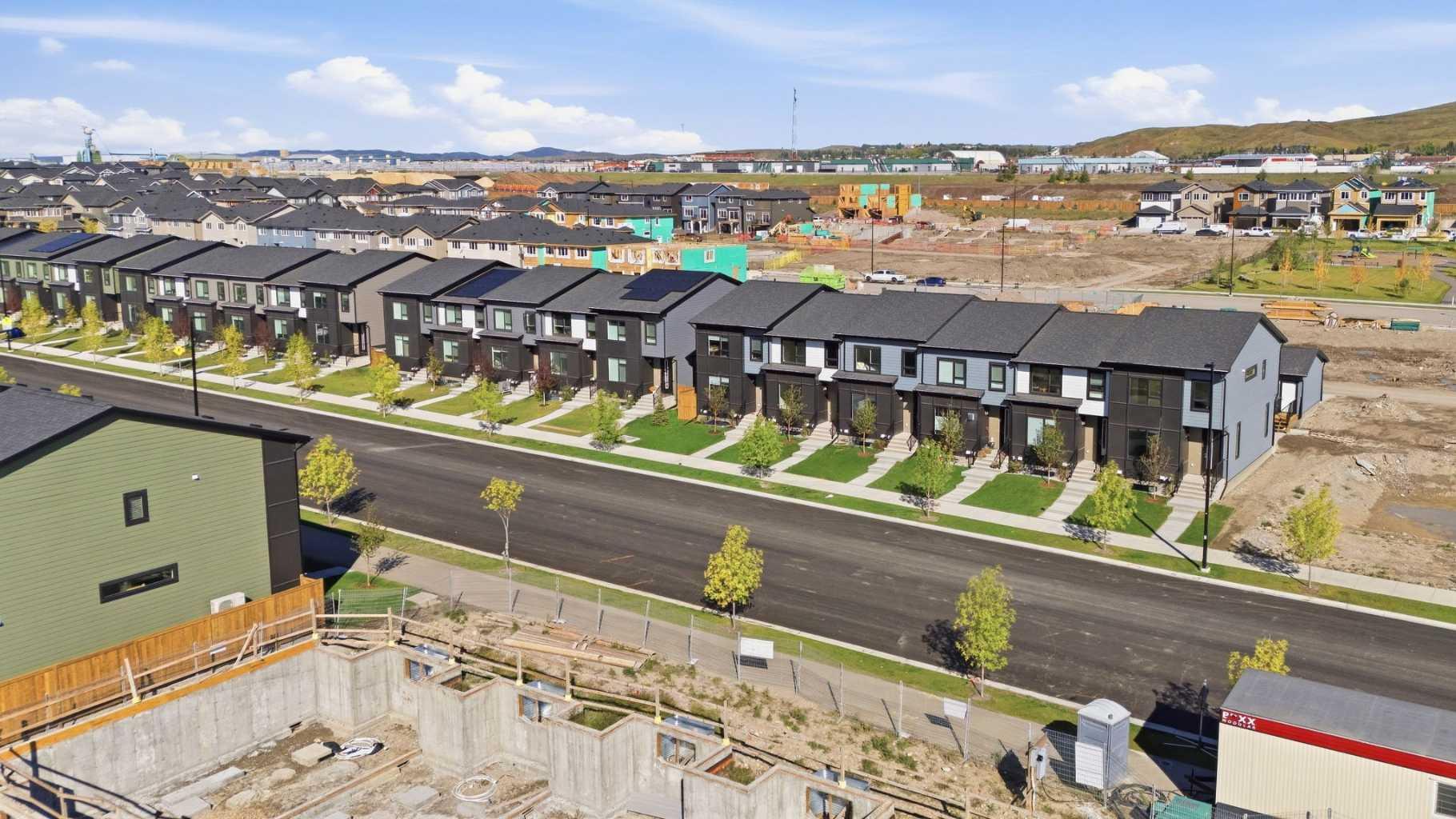 225 Vantage Drive 