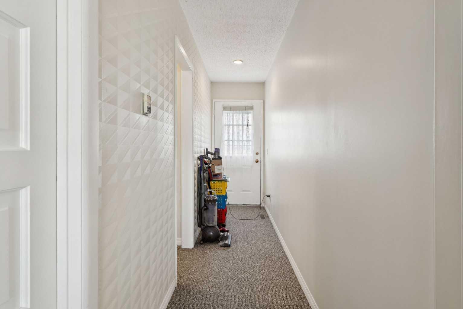 7 Willow Vale 
