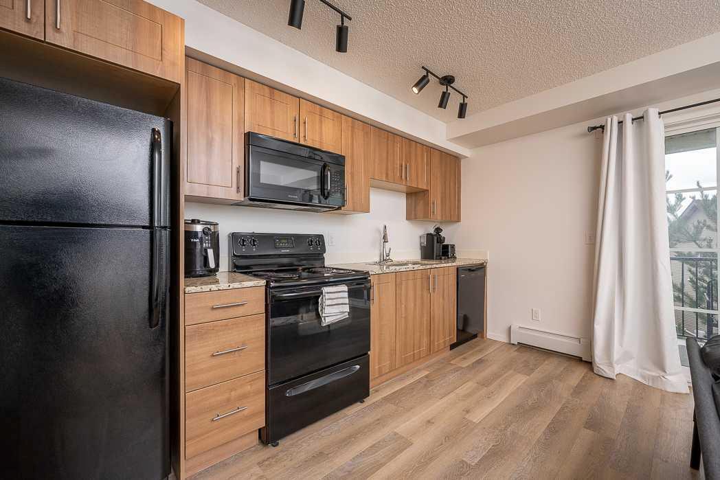 4303, 755 Copperpond Boulevard SE