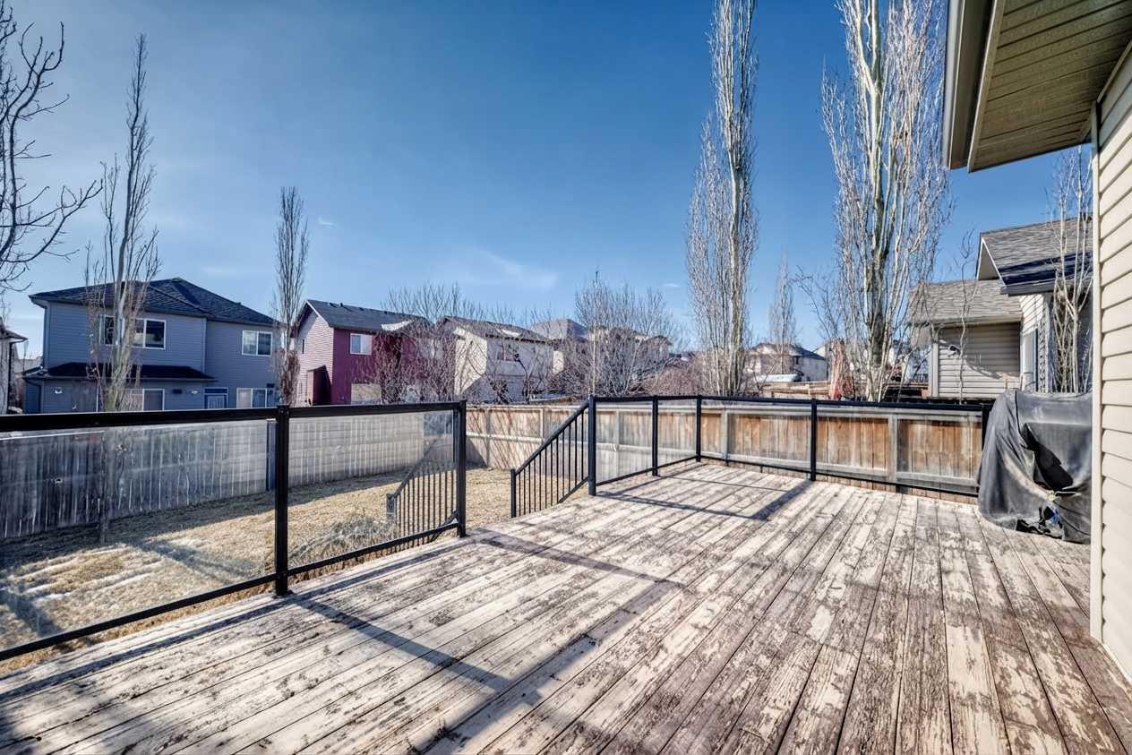 136 Sage Valley Drive NW