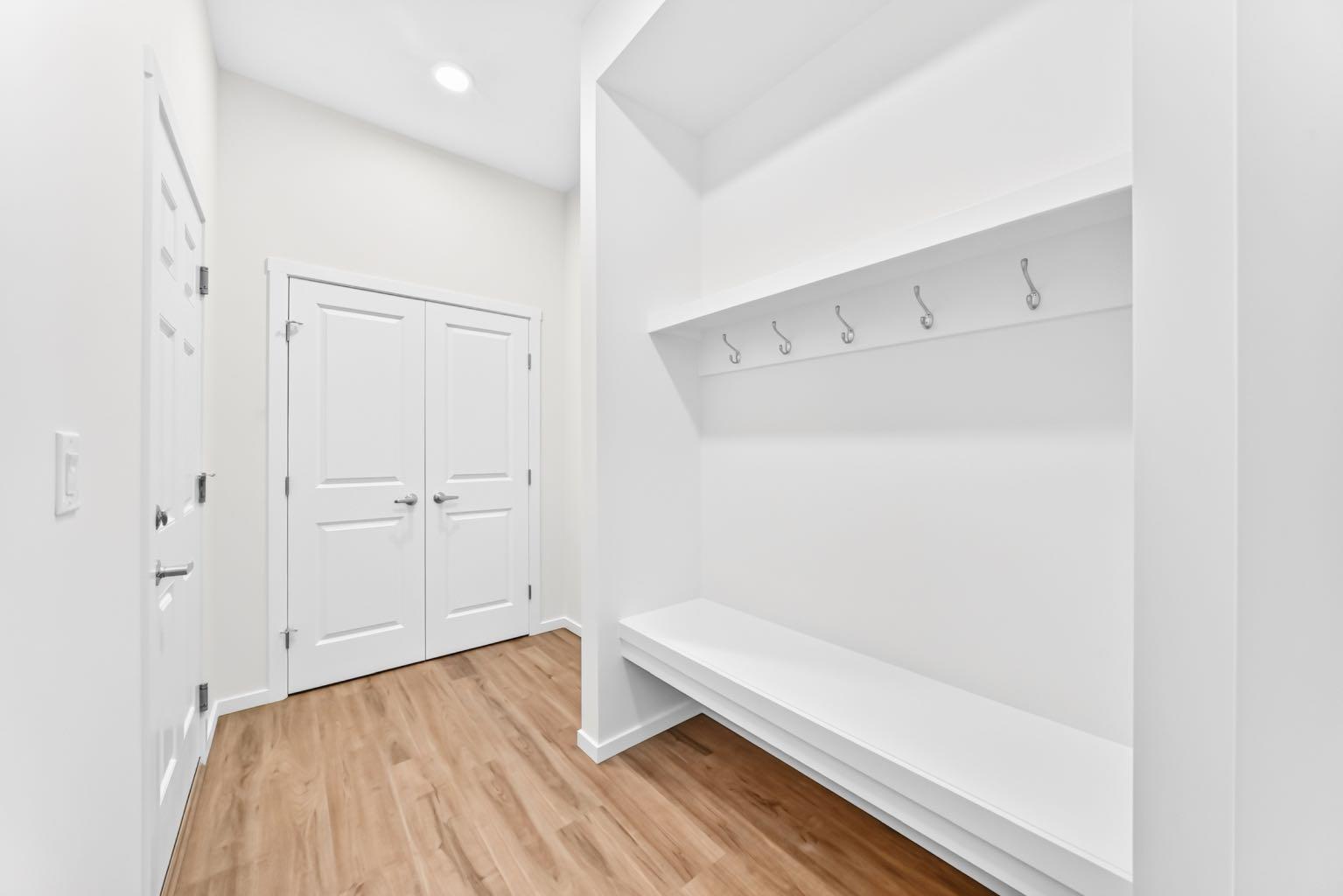 118 Yorkstone Villas SW
