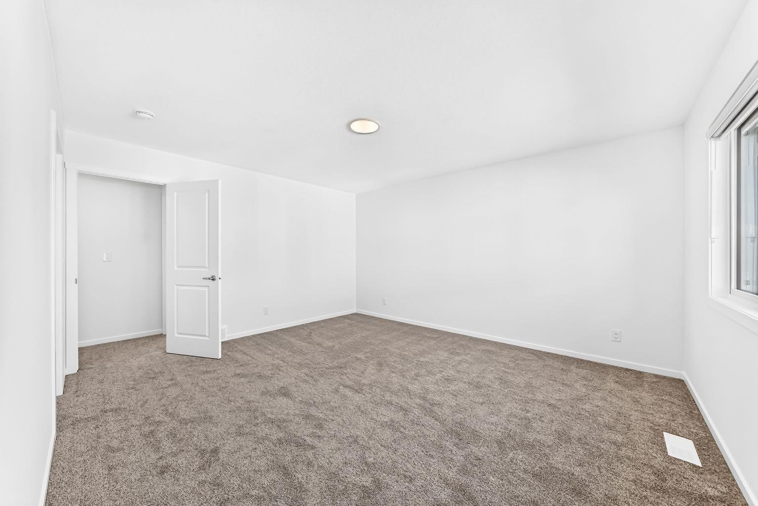 118 Yorkstone Villas SW