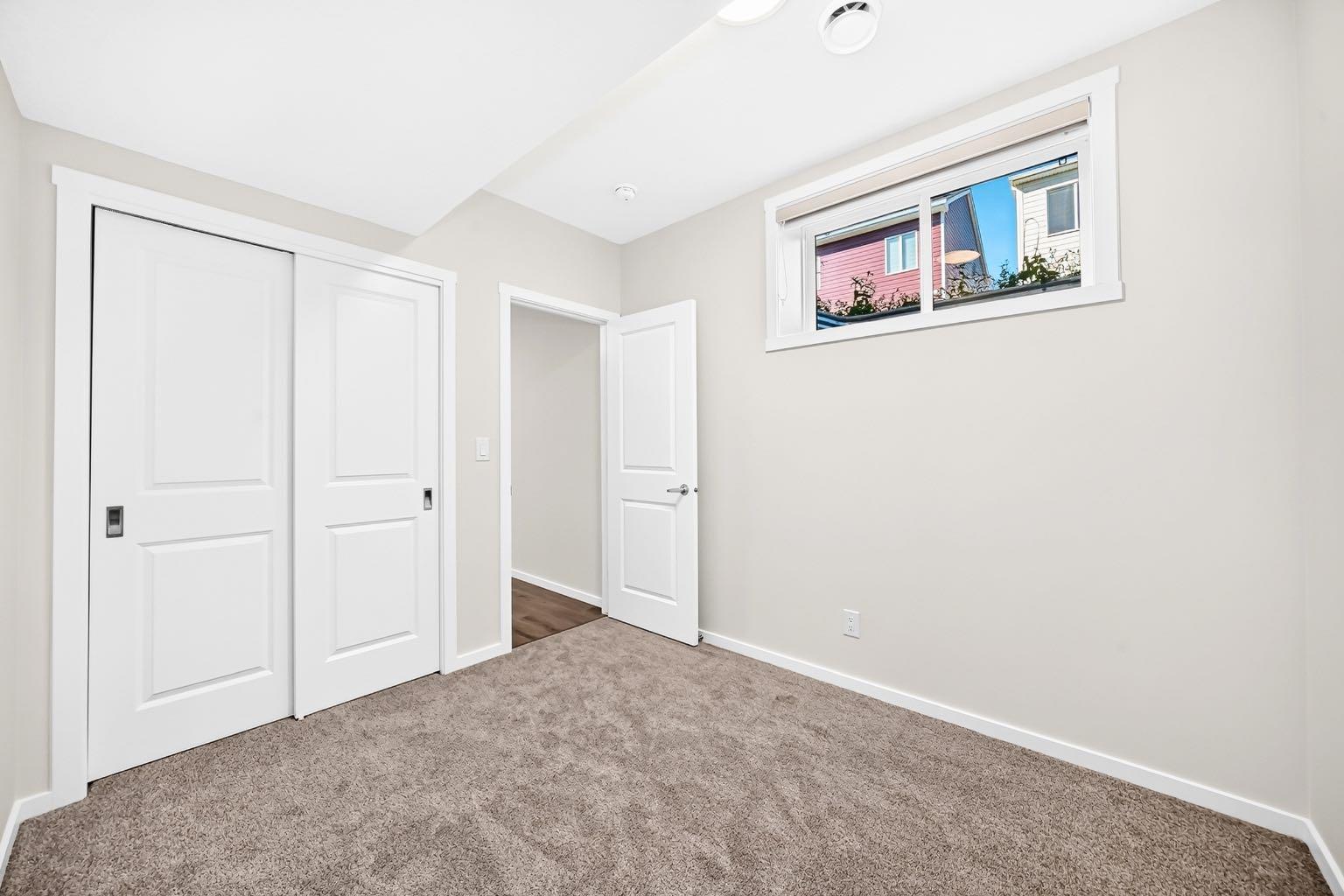118 Yorkstone Villas SW