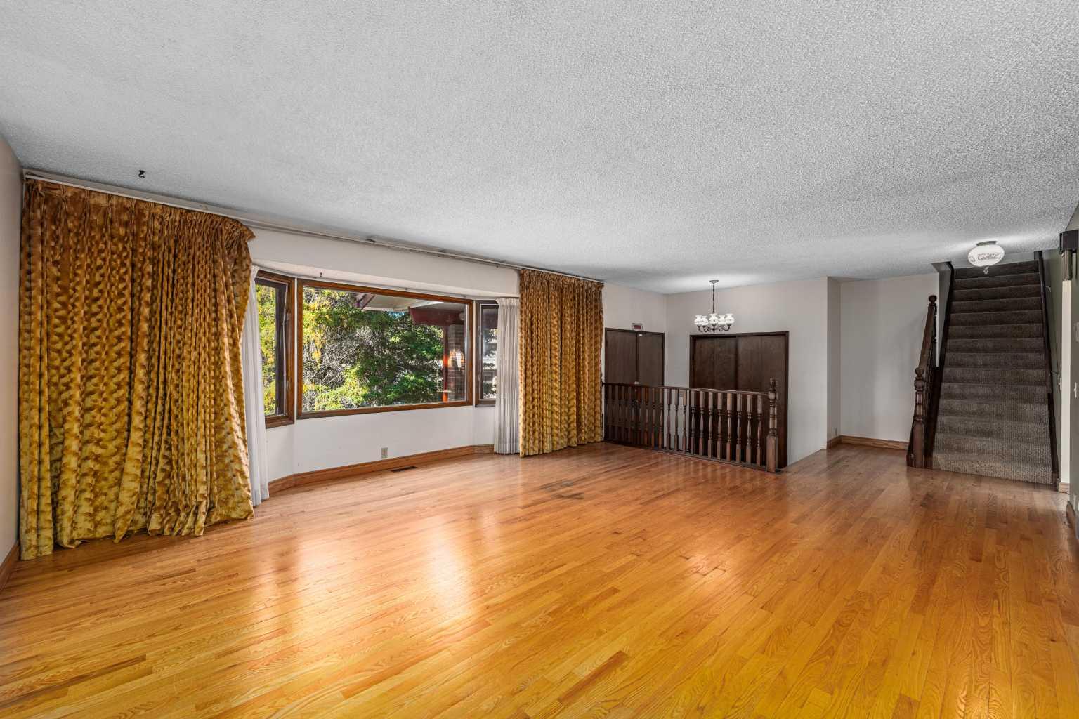 940 Edgemont Road NW