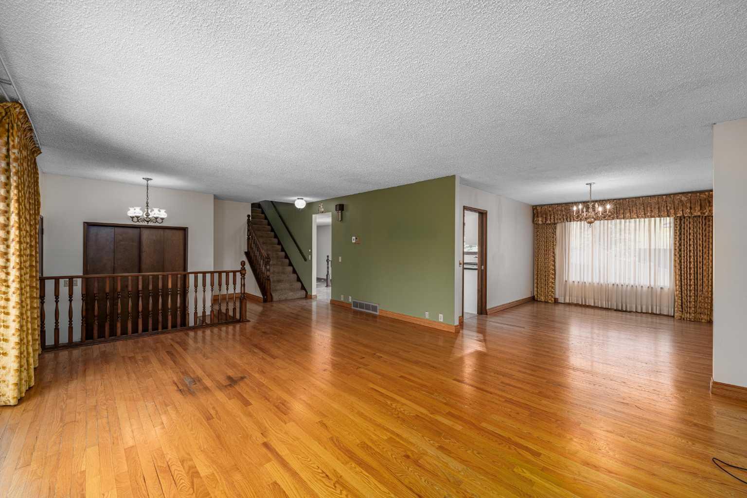 940 Edgemont Road NW