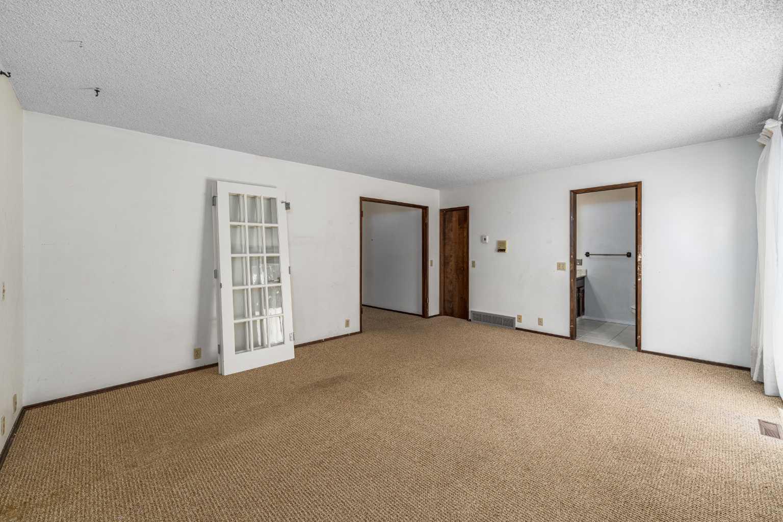 940 Edgemont Road NW