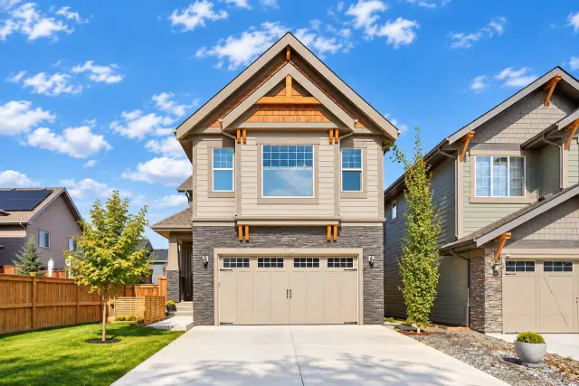 264 Riviera Way 