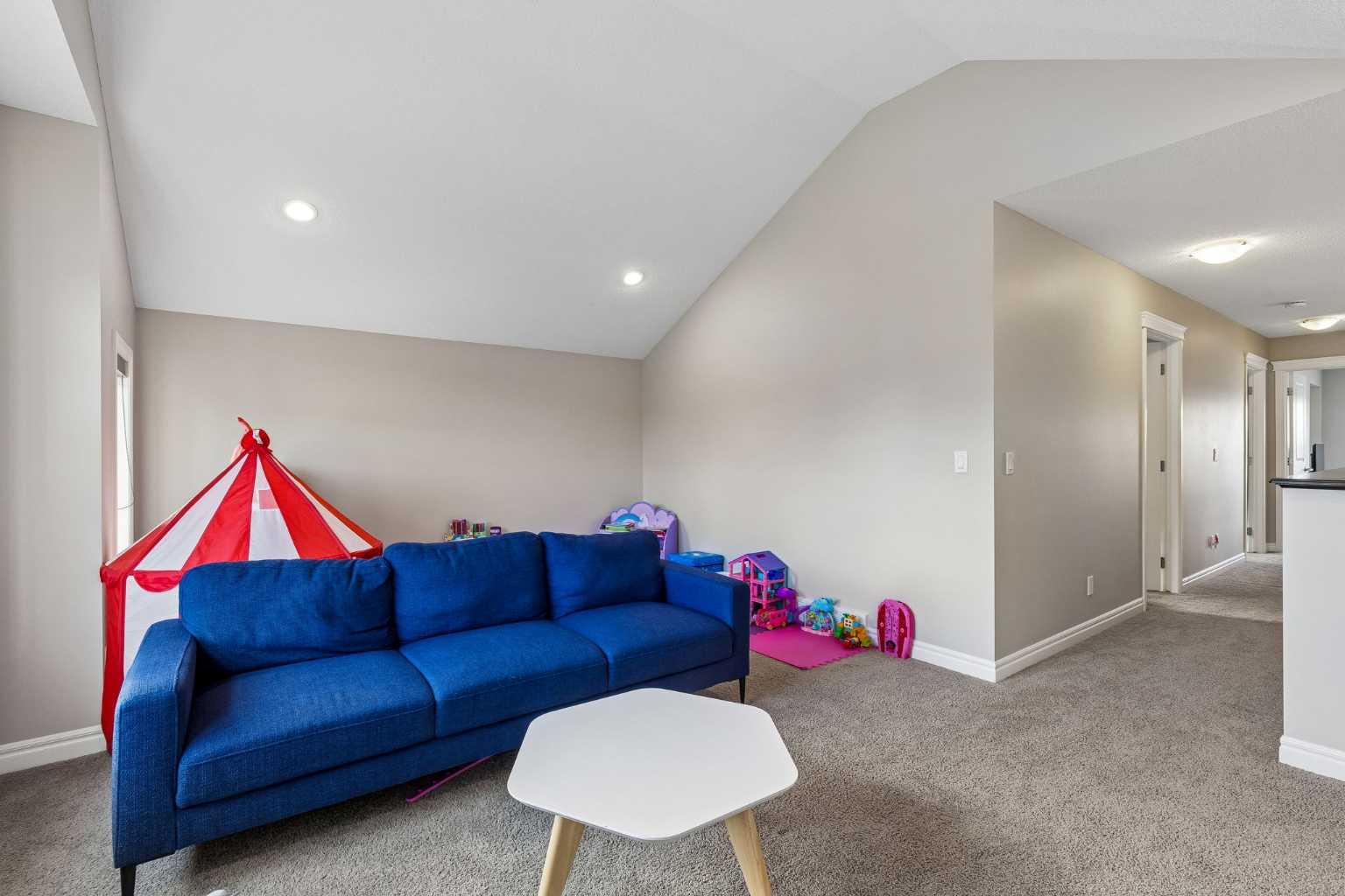36 Sage Berry Link NW