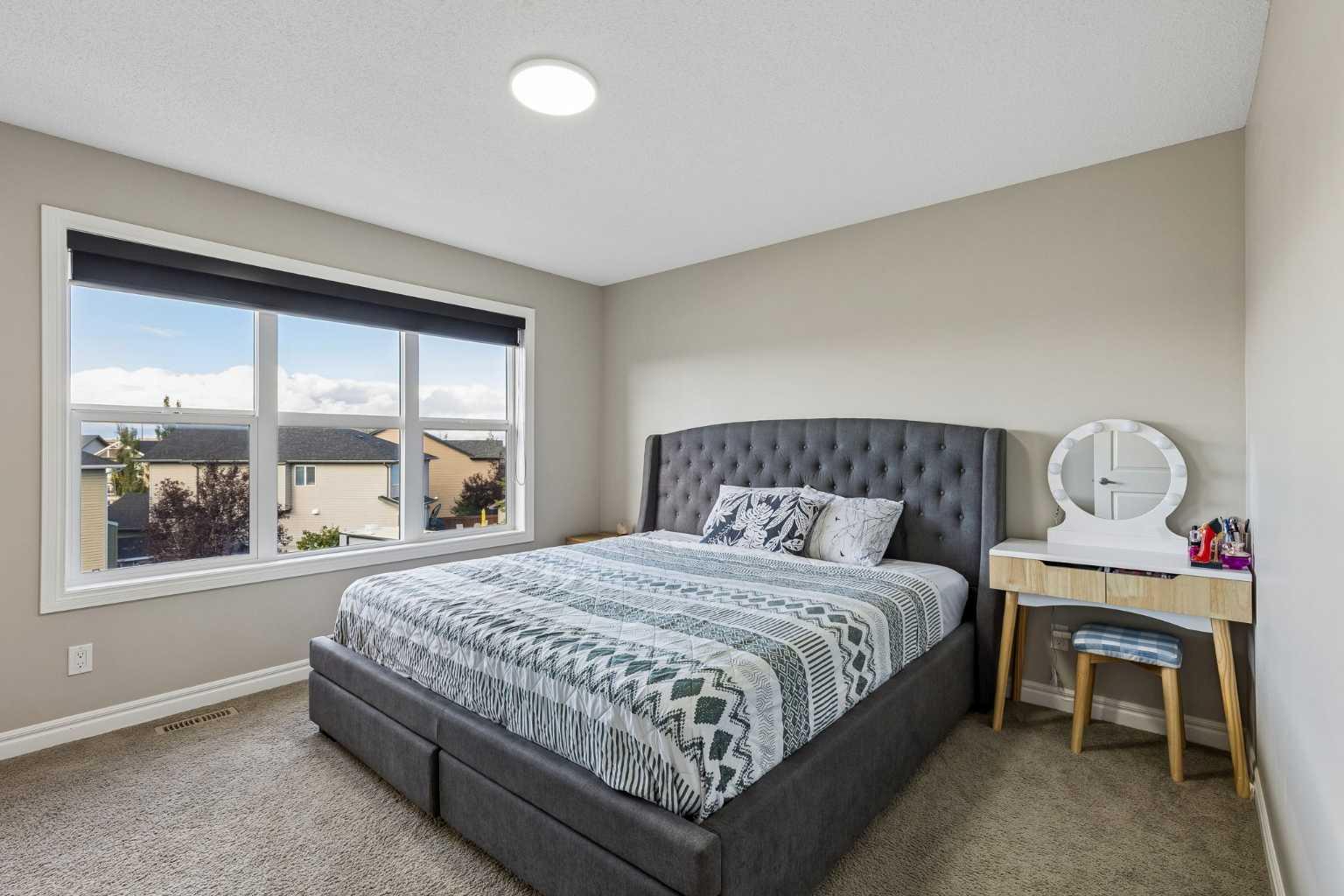 36 Sage Berry Link NW