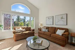 162 Brightonstone Landing SE
