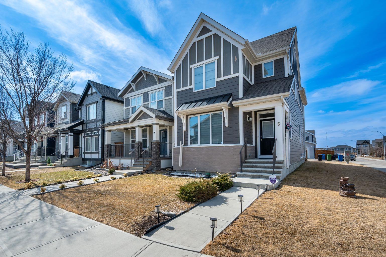 5 Masters Street SE