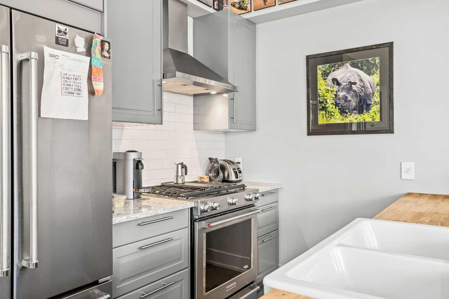 501H, 3000 Stewart Creek Drive 