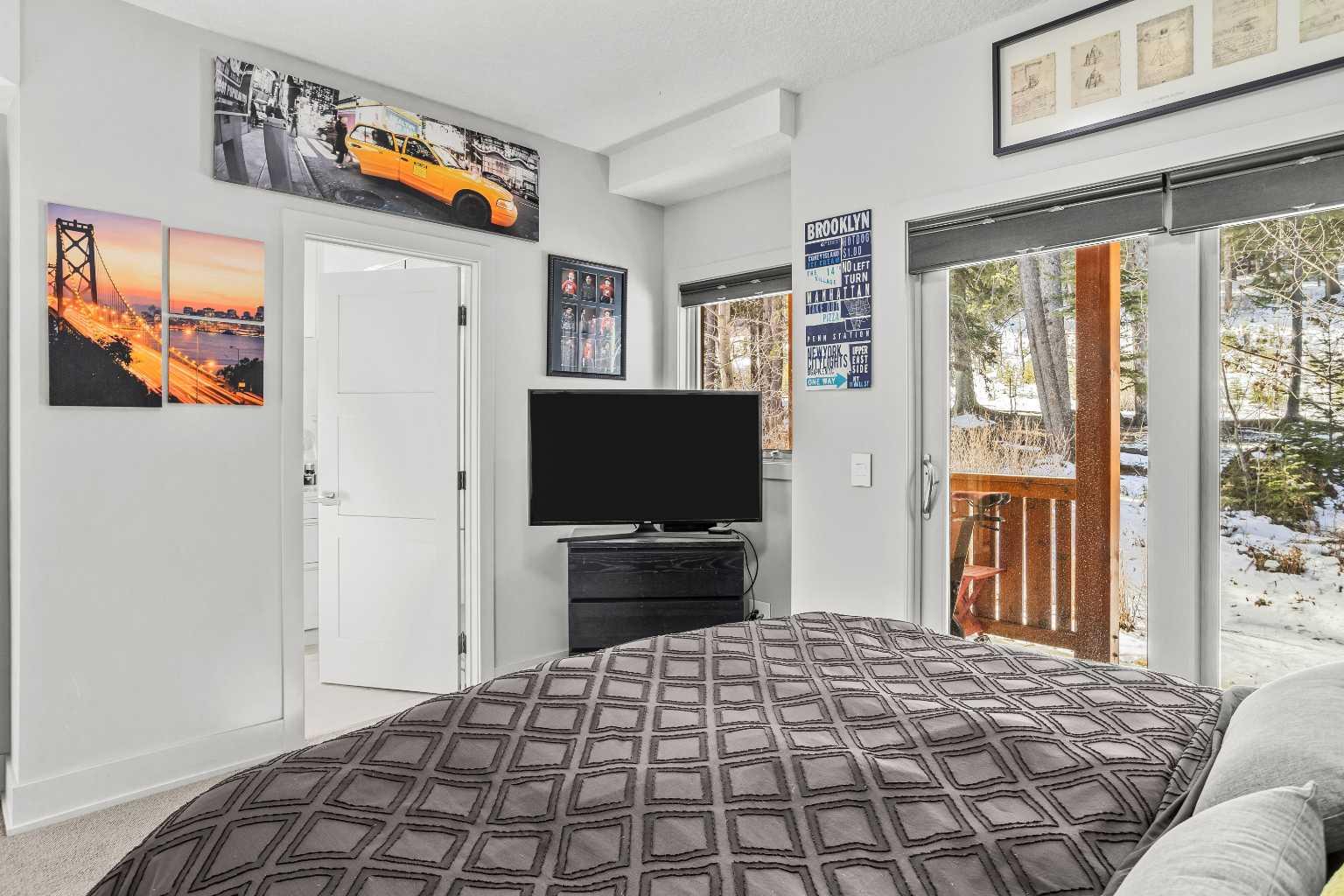501H, 3000 Stewart Creek Drive 