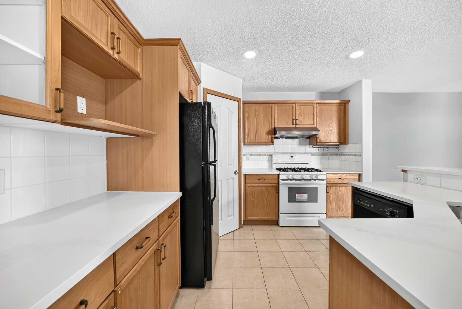244 Los Alamos Place NE