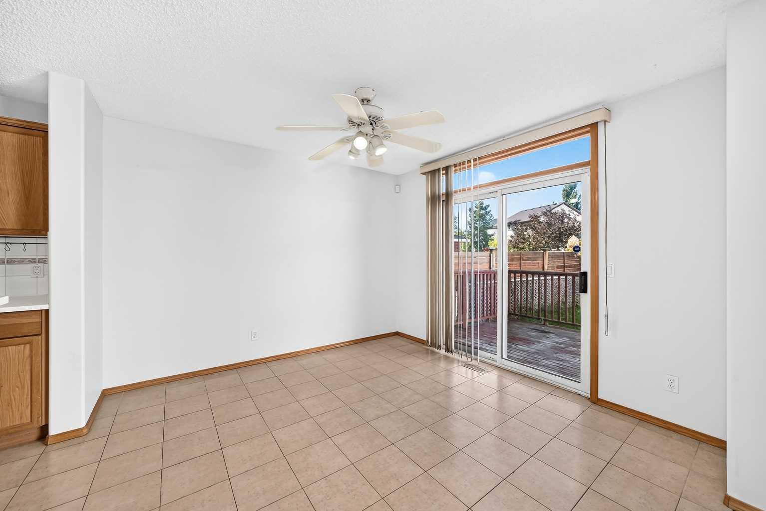 244 Los Alamos Place NE