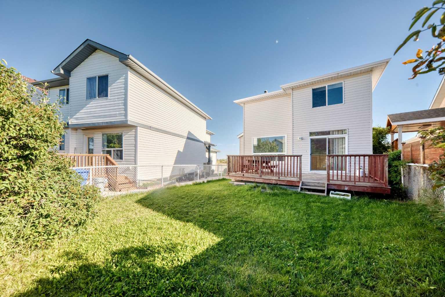 244 Los Alamos Place NE