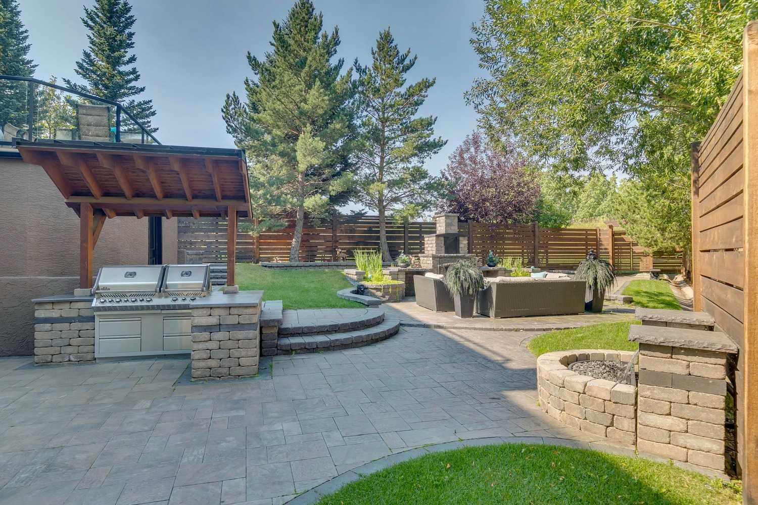 9 Evergreen Cove SW