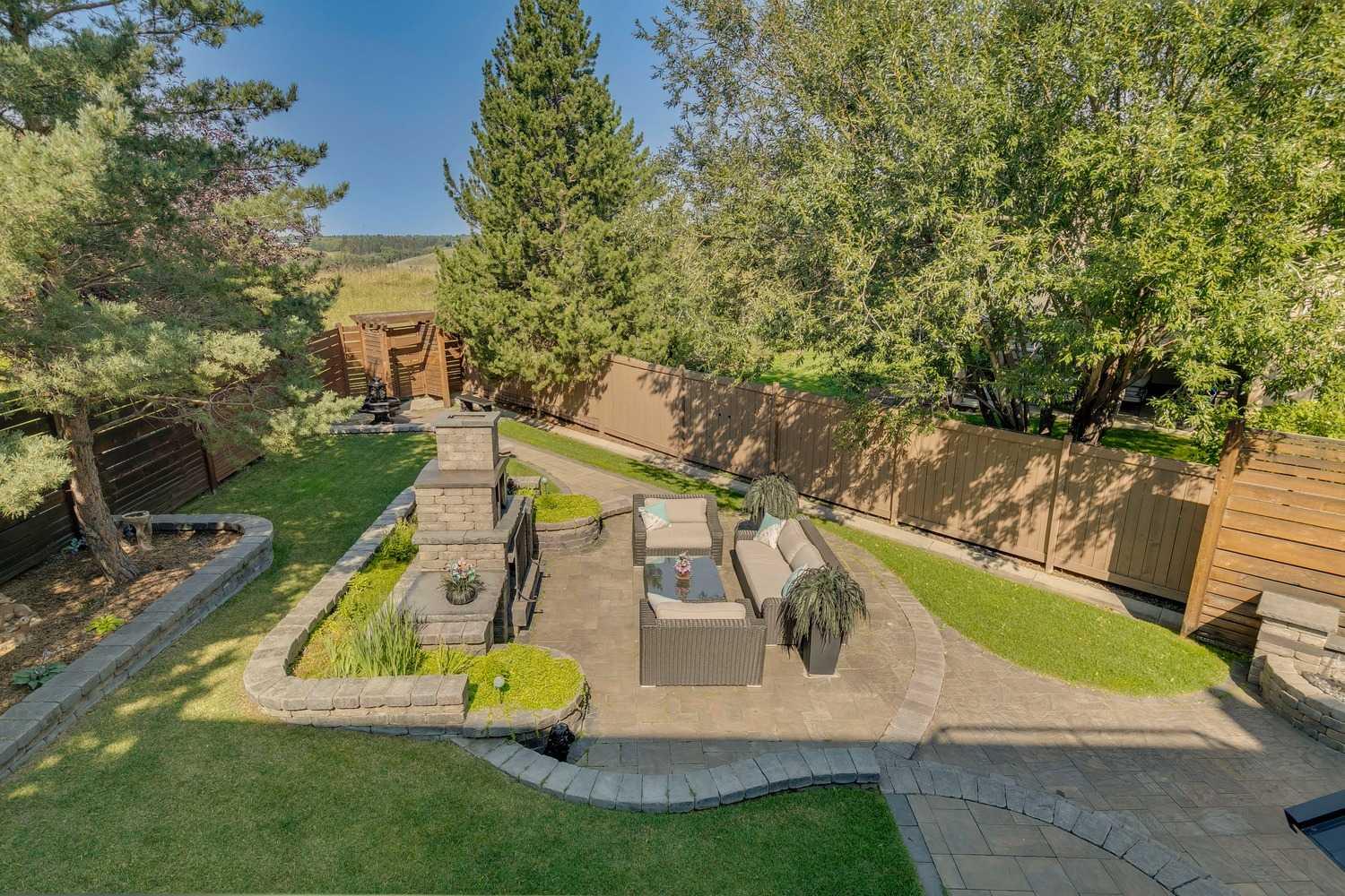 9 Evergreen Cove SW
