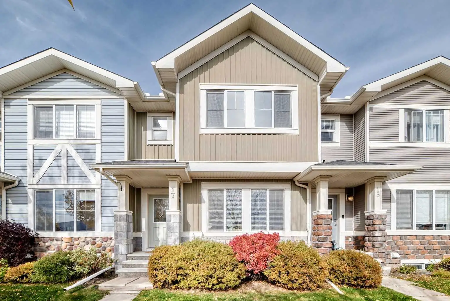 17 Kings Heights Drive SE