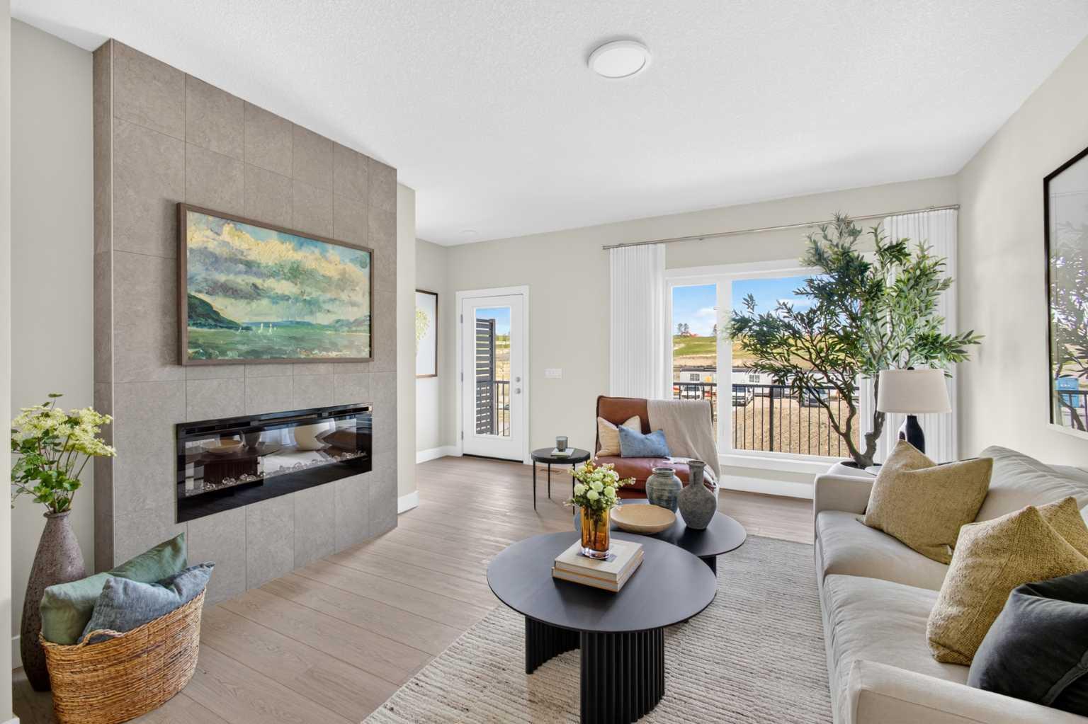 712 Sovereign Common SW