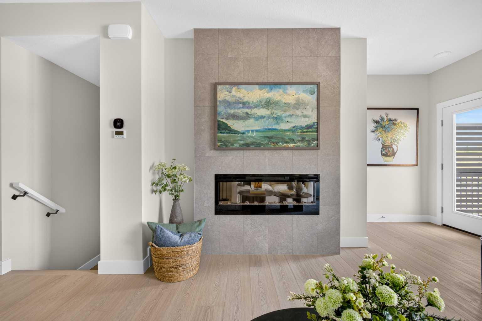 712 Sovereign Common SW