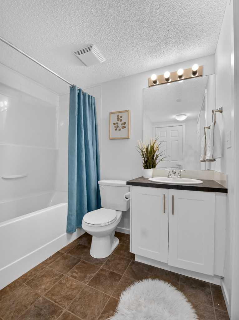 5312, 755 Copperpond Boulevard SE