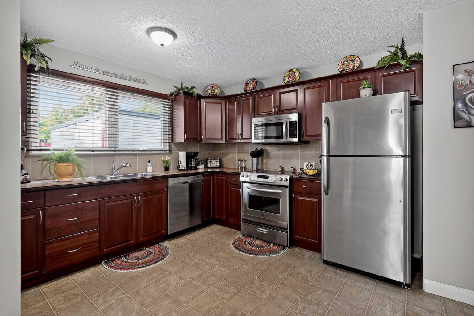 131 Cedarpark Drive SW