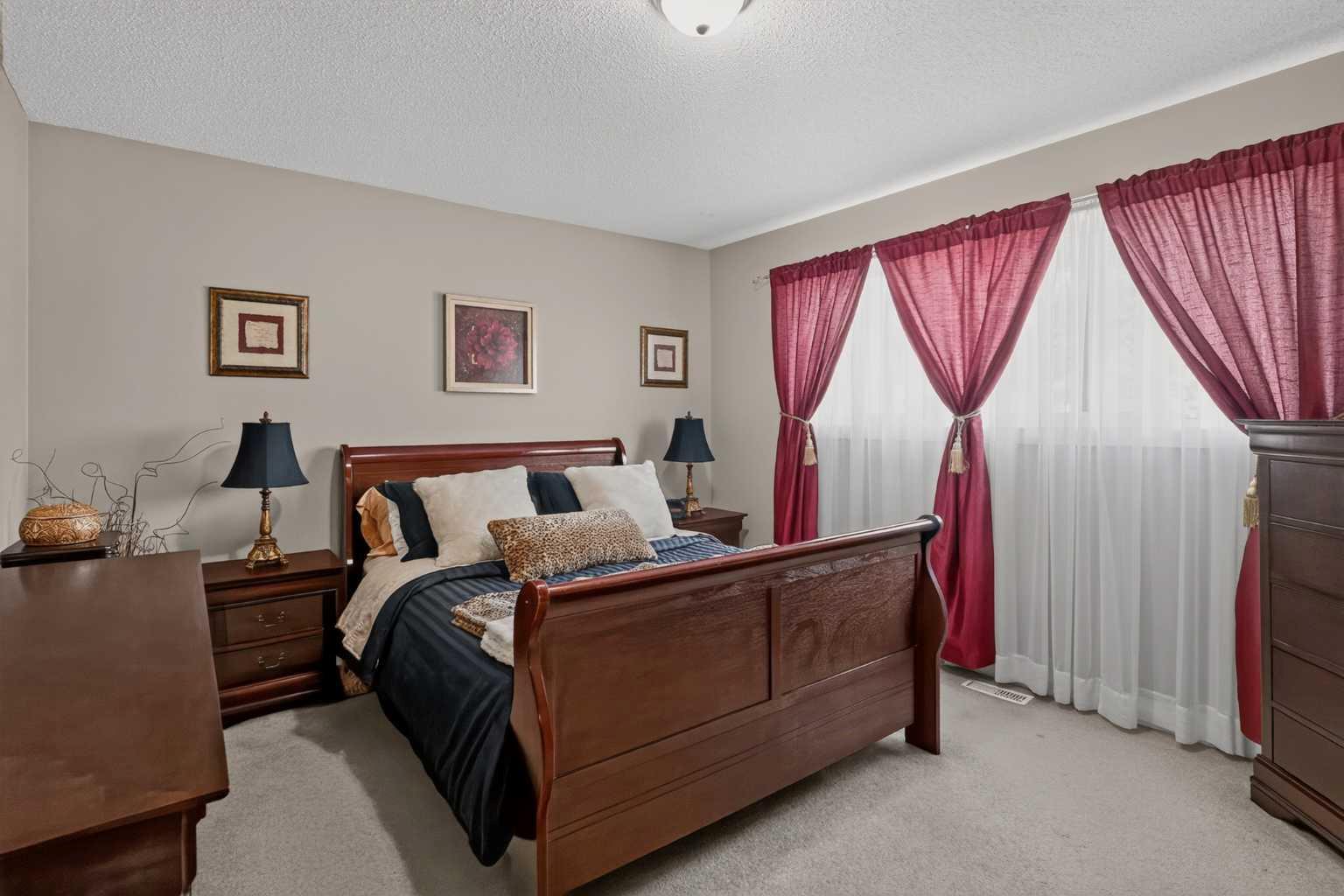 131 Cedarpark Drive SW