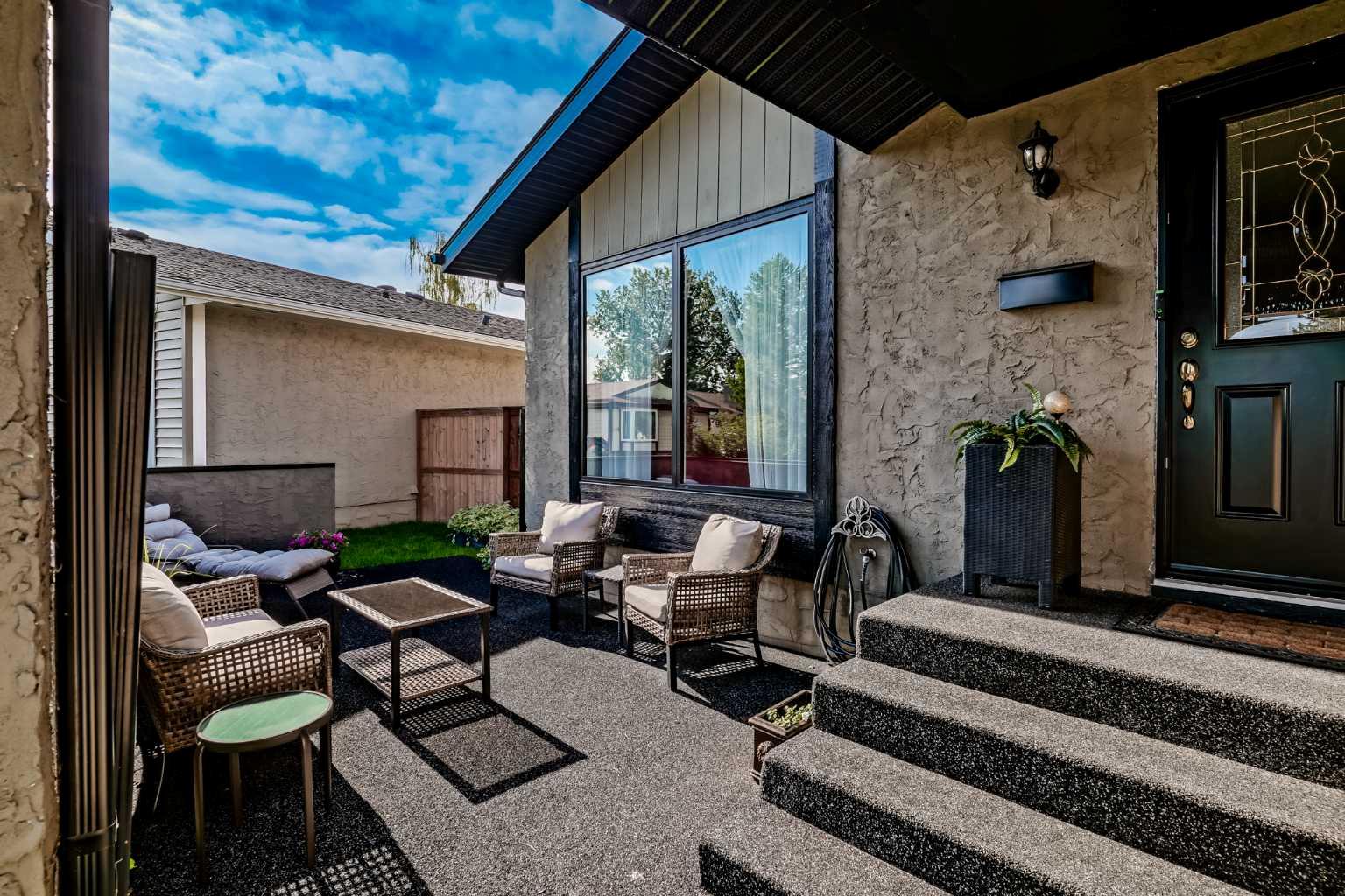 131 Cedarpark Drive SW