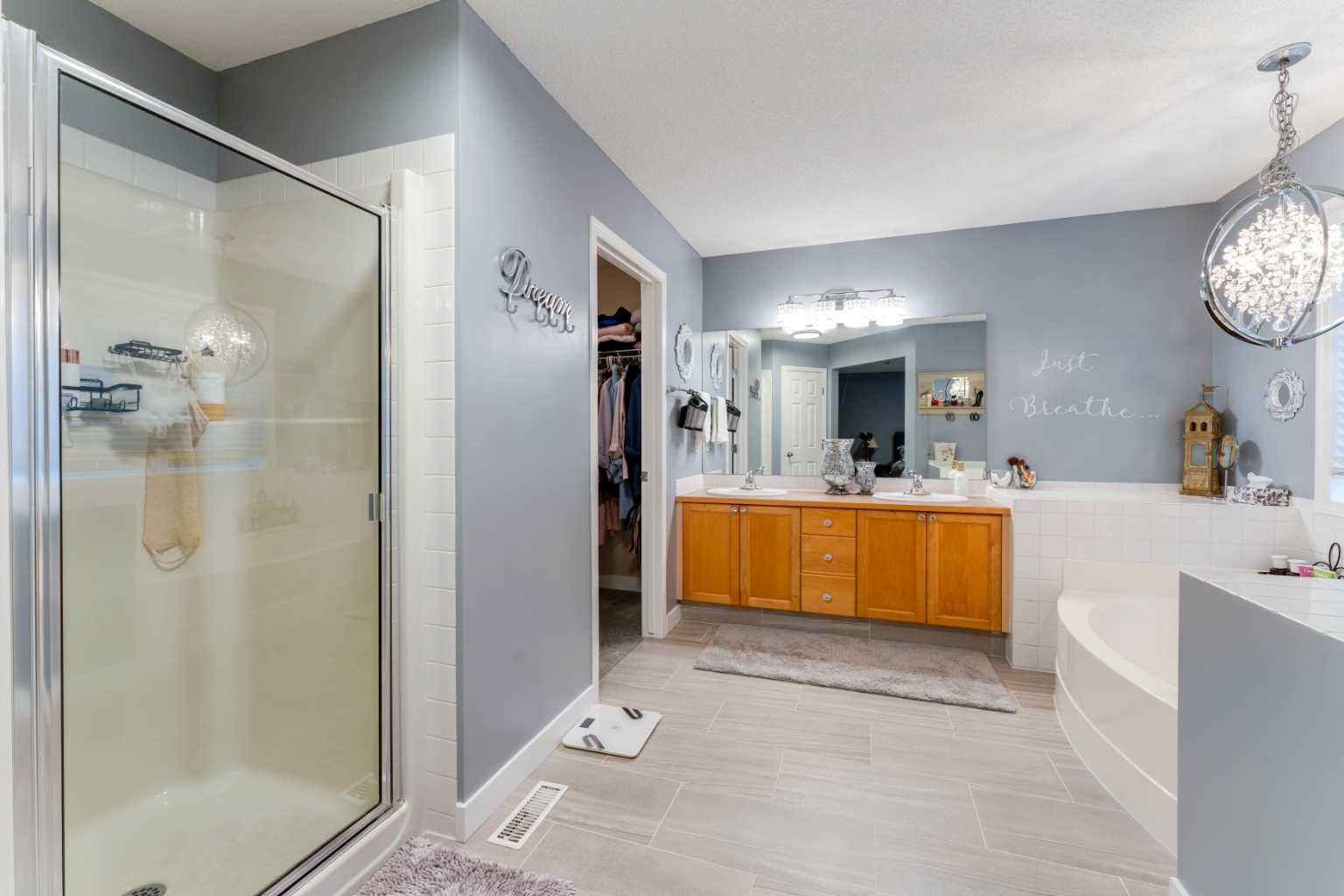 43 Elgin Drive SE