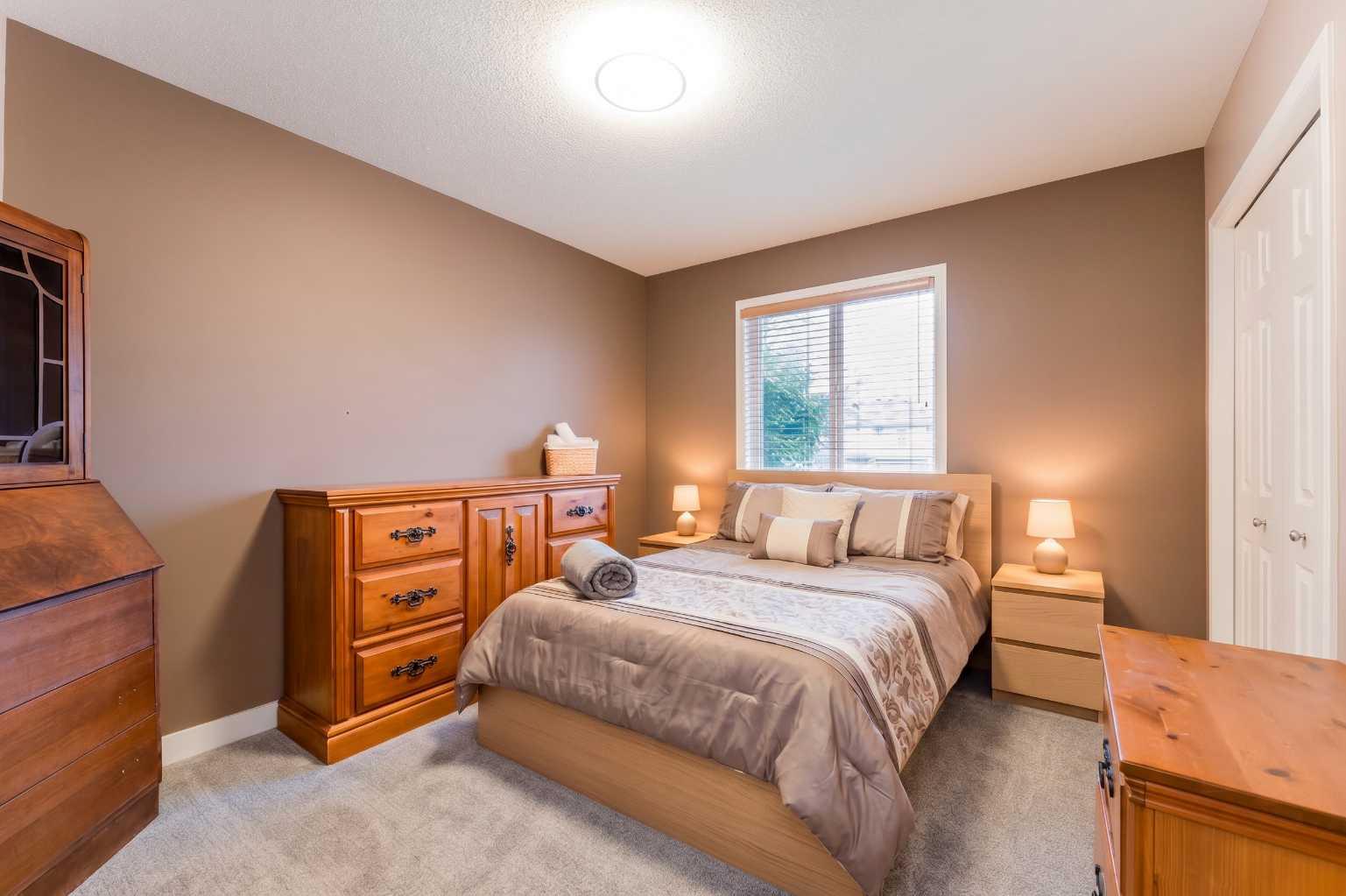 43 Elgin Drive SE