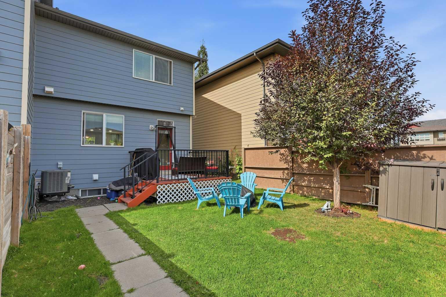 611 Walden Drive SE