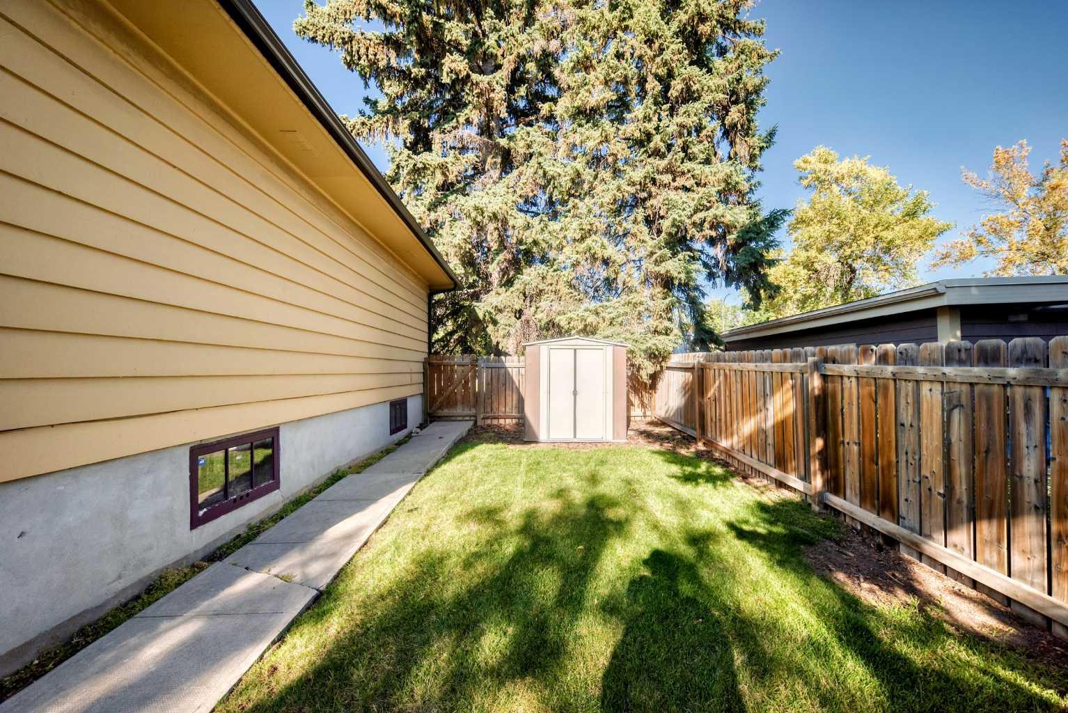5924 Elbow Drive SW
