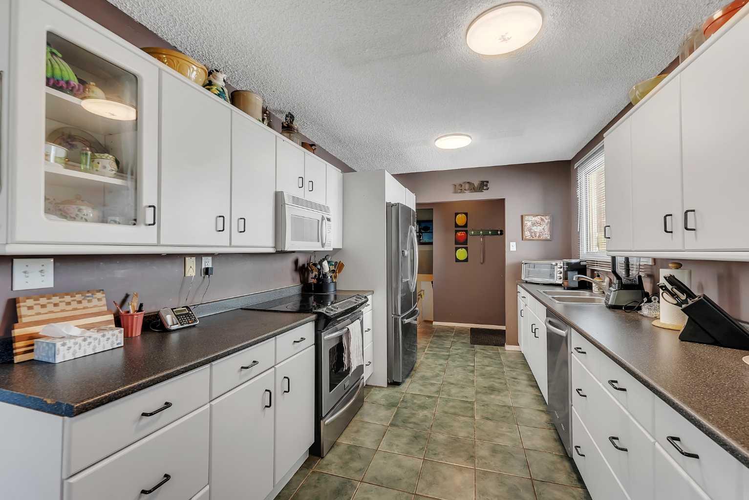 707 Fortalice Crescent SE