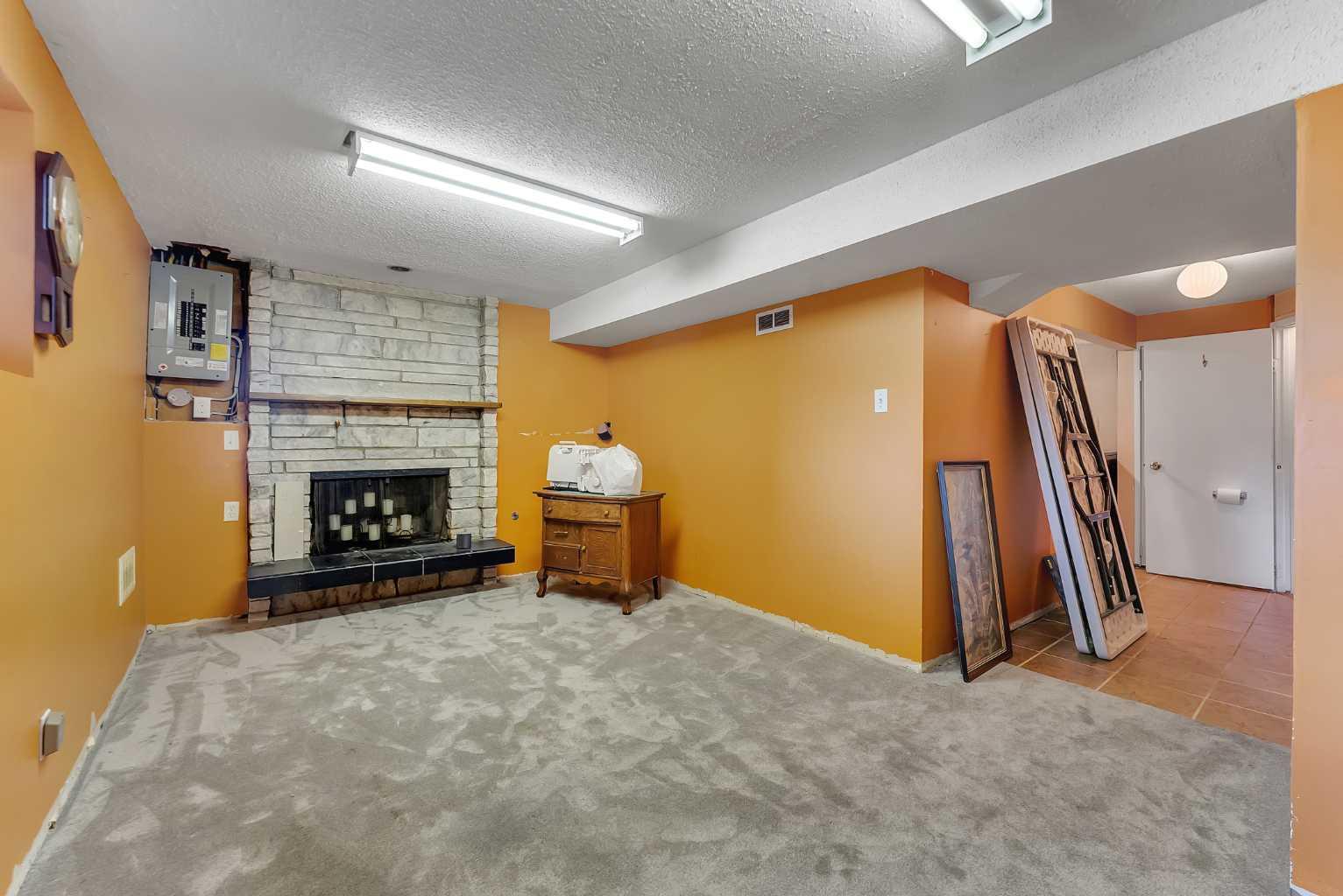 707 Fortalice Crescent SE