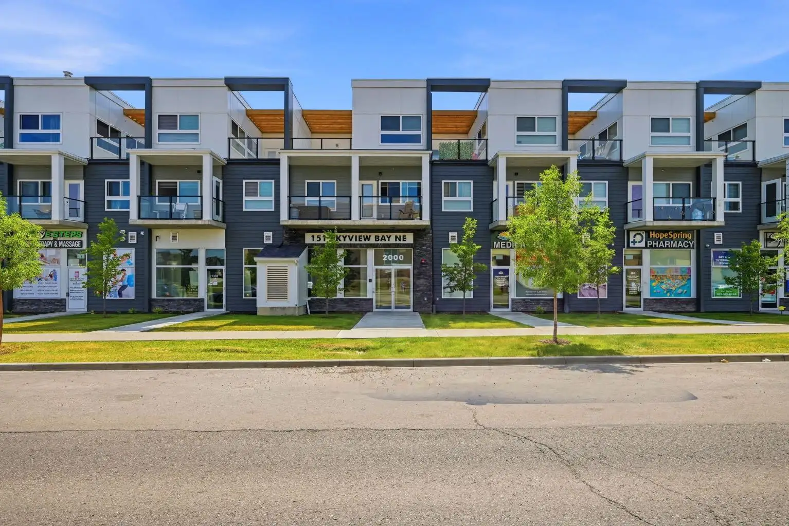 2218, 151 Skyview Bay NE