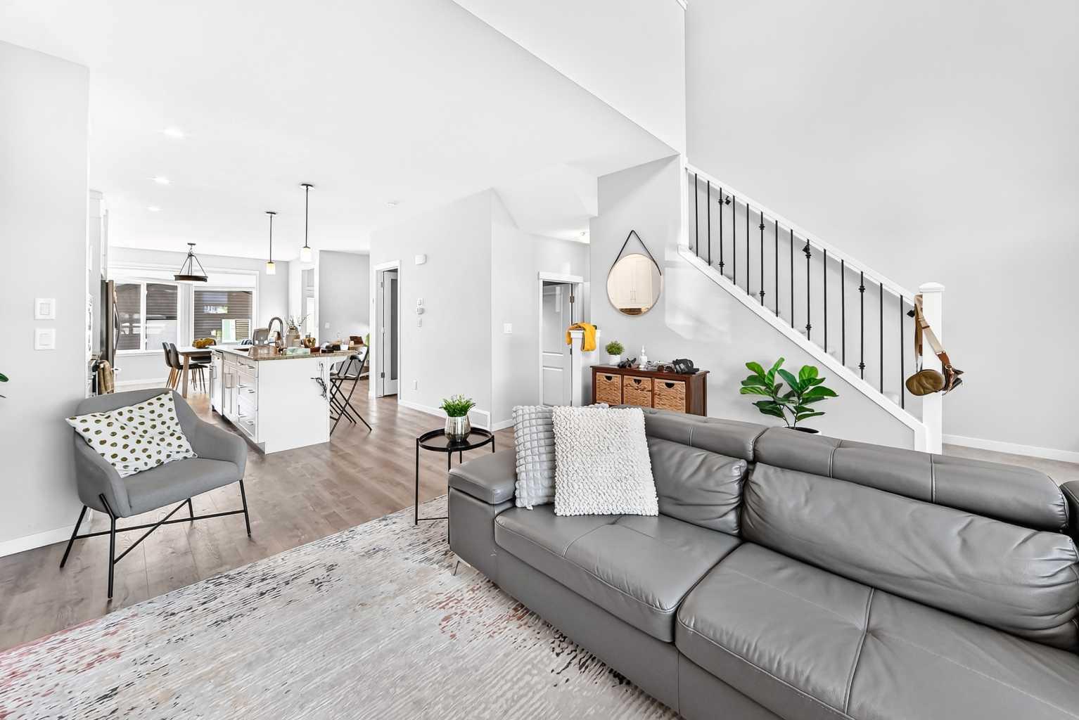 528 Belmont Heath SW
