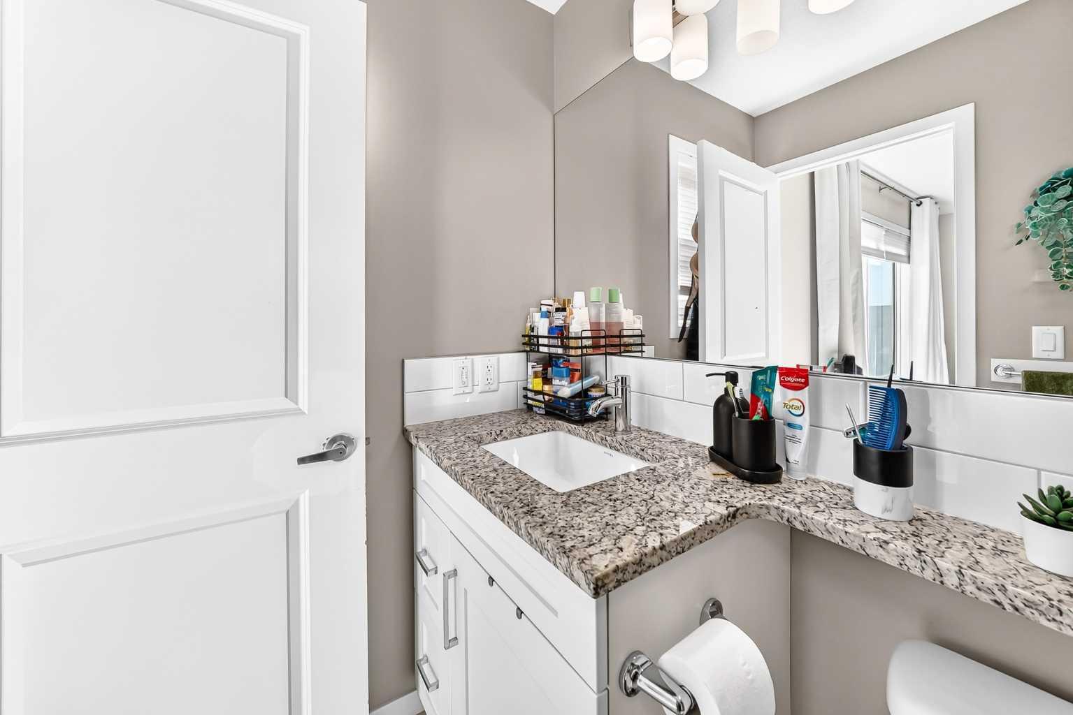 528 Belmont Heath SW