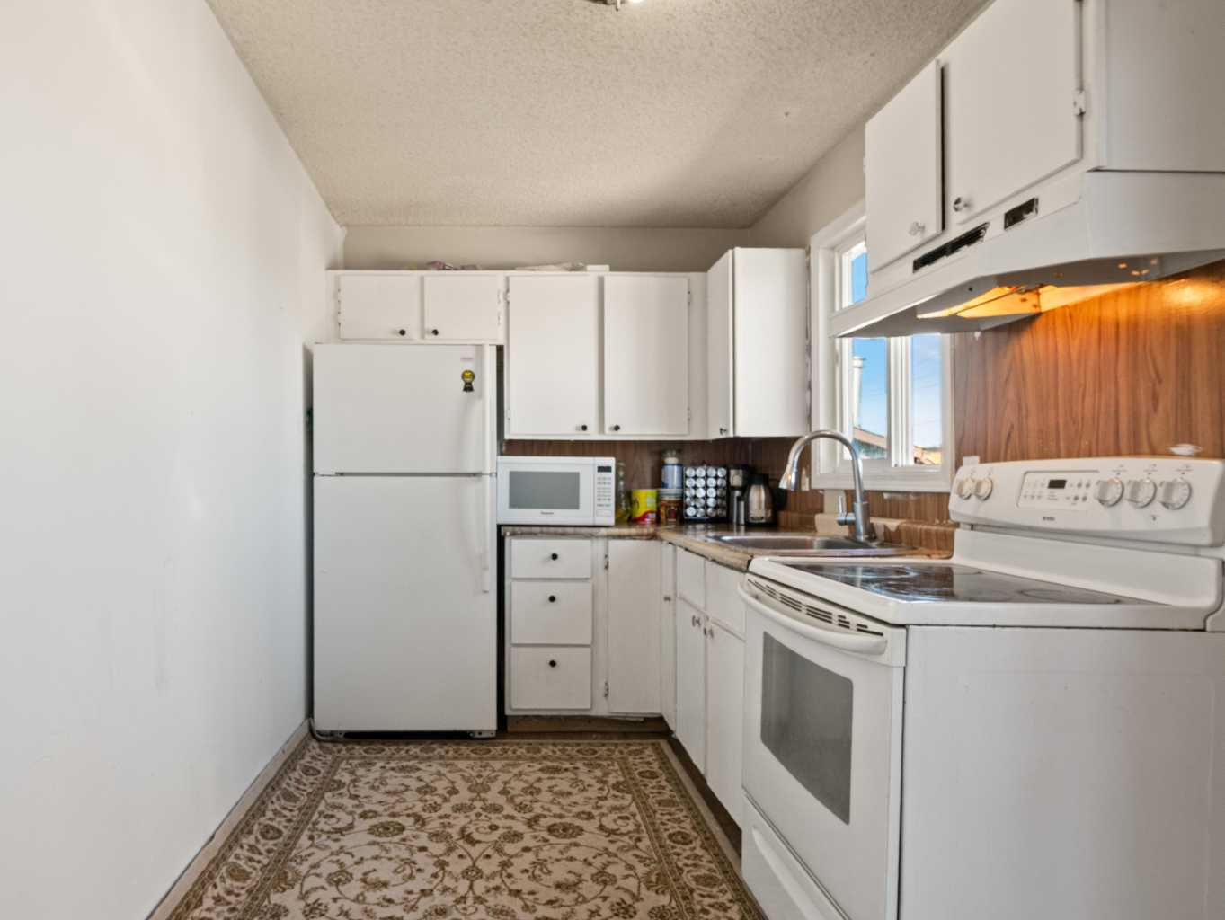 36 Castlebrook Rise NE