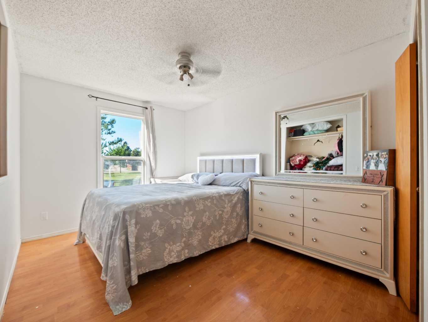 36 Castlebrook Rise NE