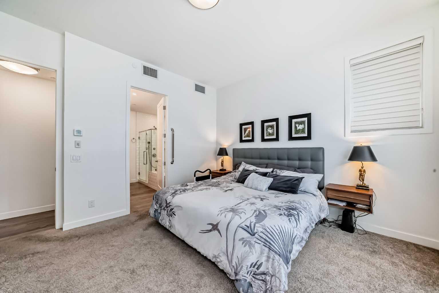 101, 10 Mahogany Circle SE
