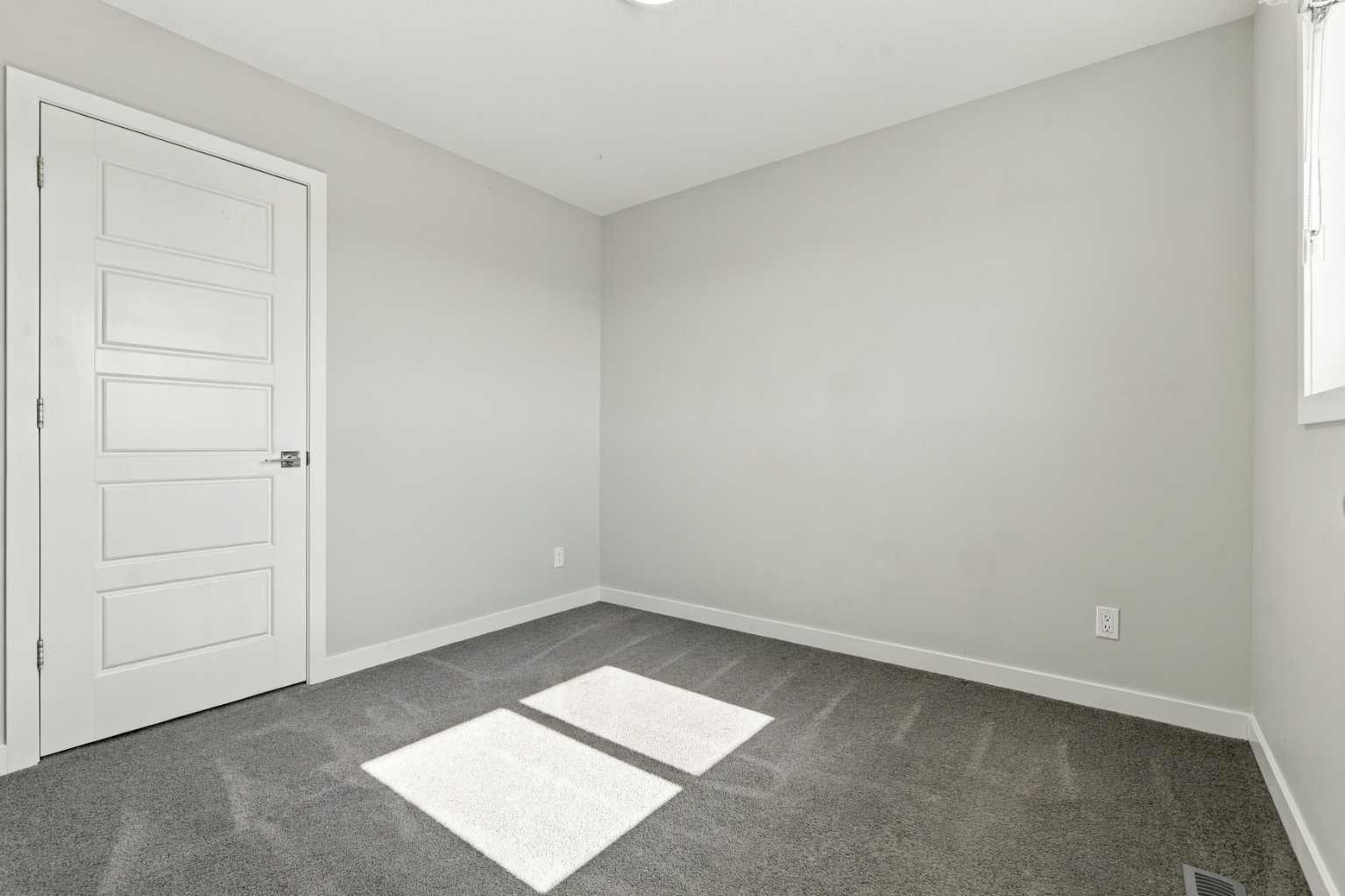 2320 Lancaster Heights SE