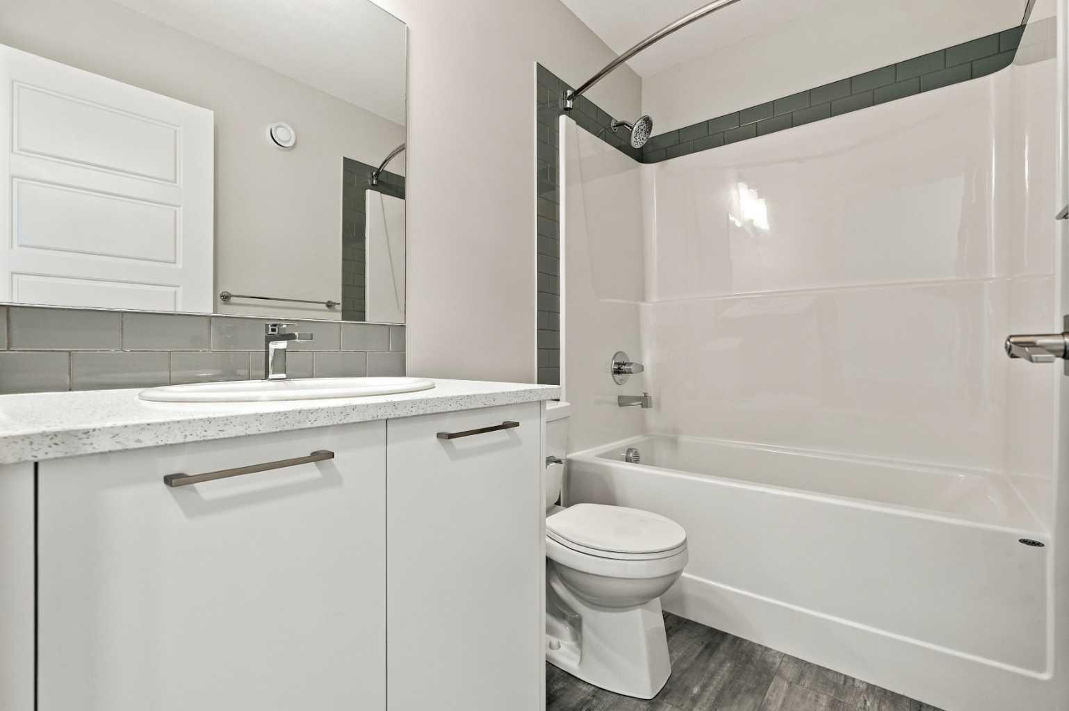 2320 Lancaster Heights SE