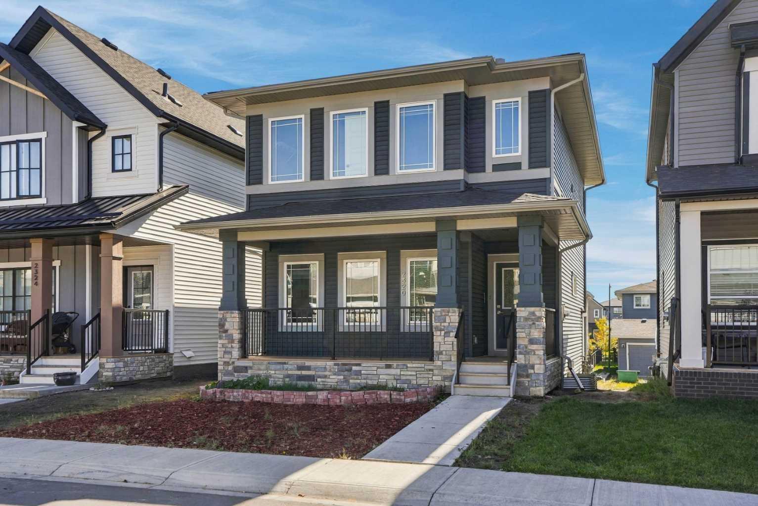 2320 Lancaster Heights SE