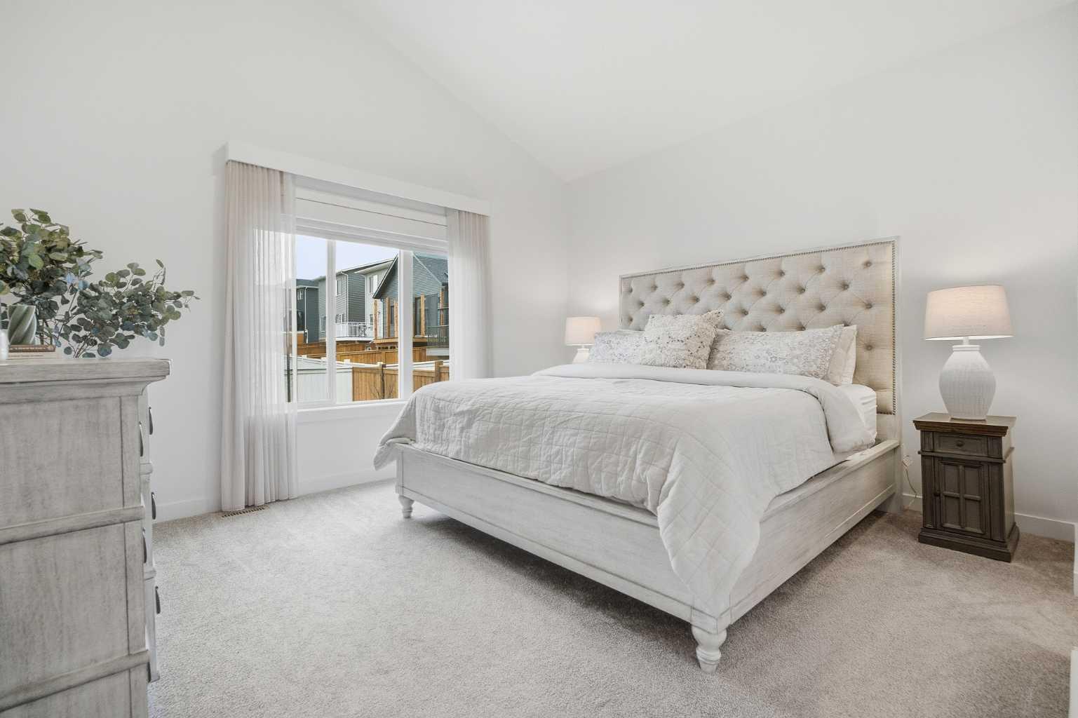 13 Bayview Mews SW