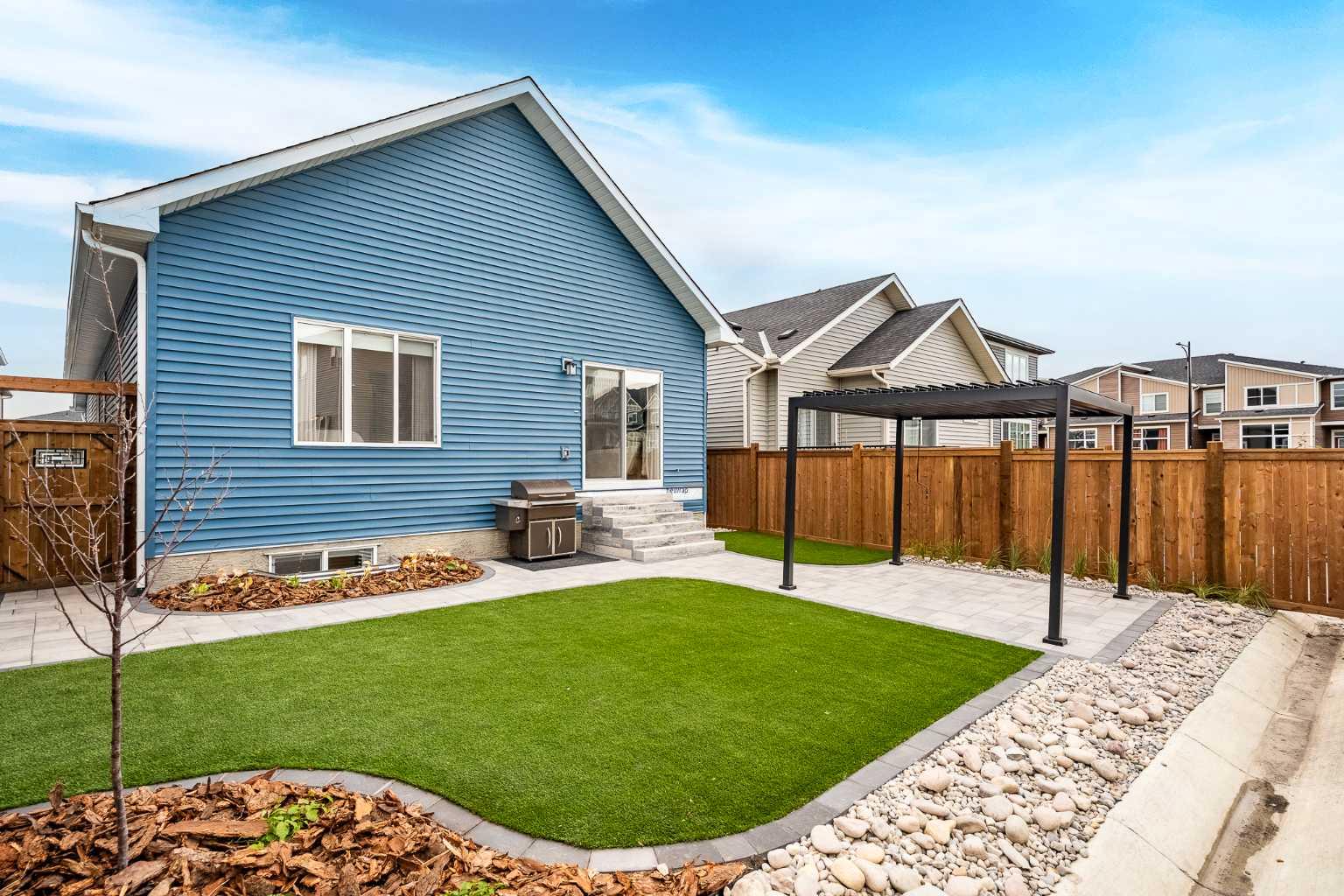 13 Bayview Mews SW