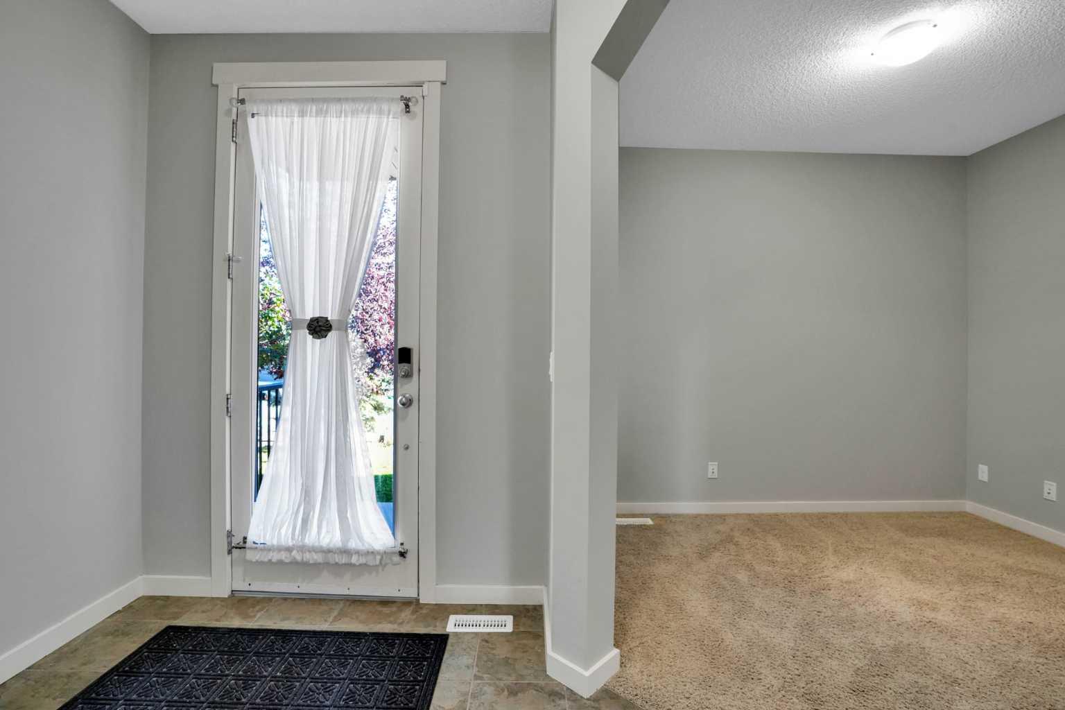 125 Walden Square SE