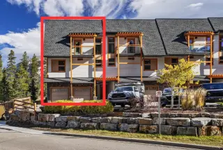 101, 102 Stewart Creek Rise  